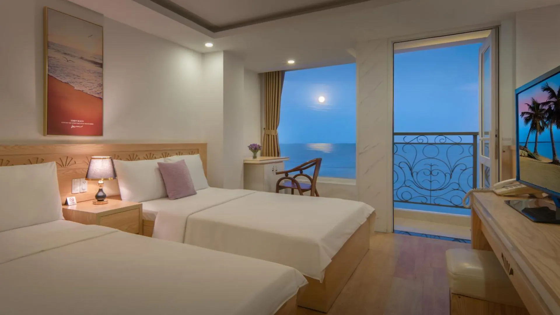 Nang Vang Hotel Nha Trang