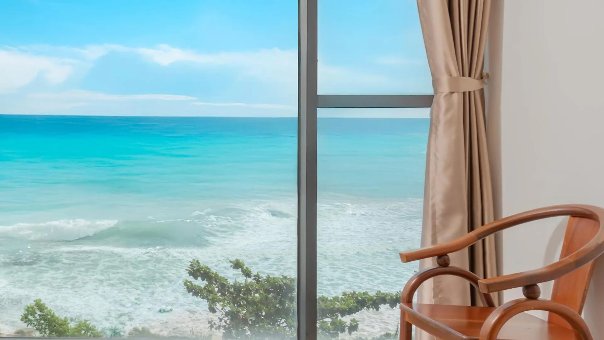 Nang Vang Hotel Nha Trang