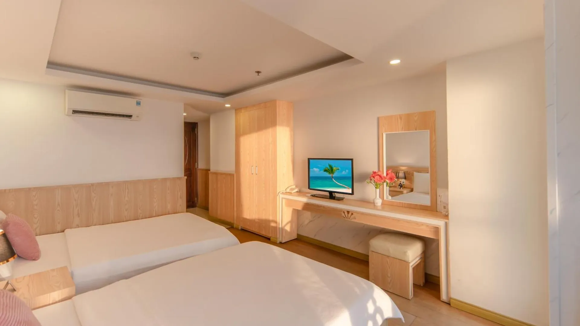 Nang Vang Hotel Nha Trang