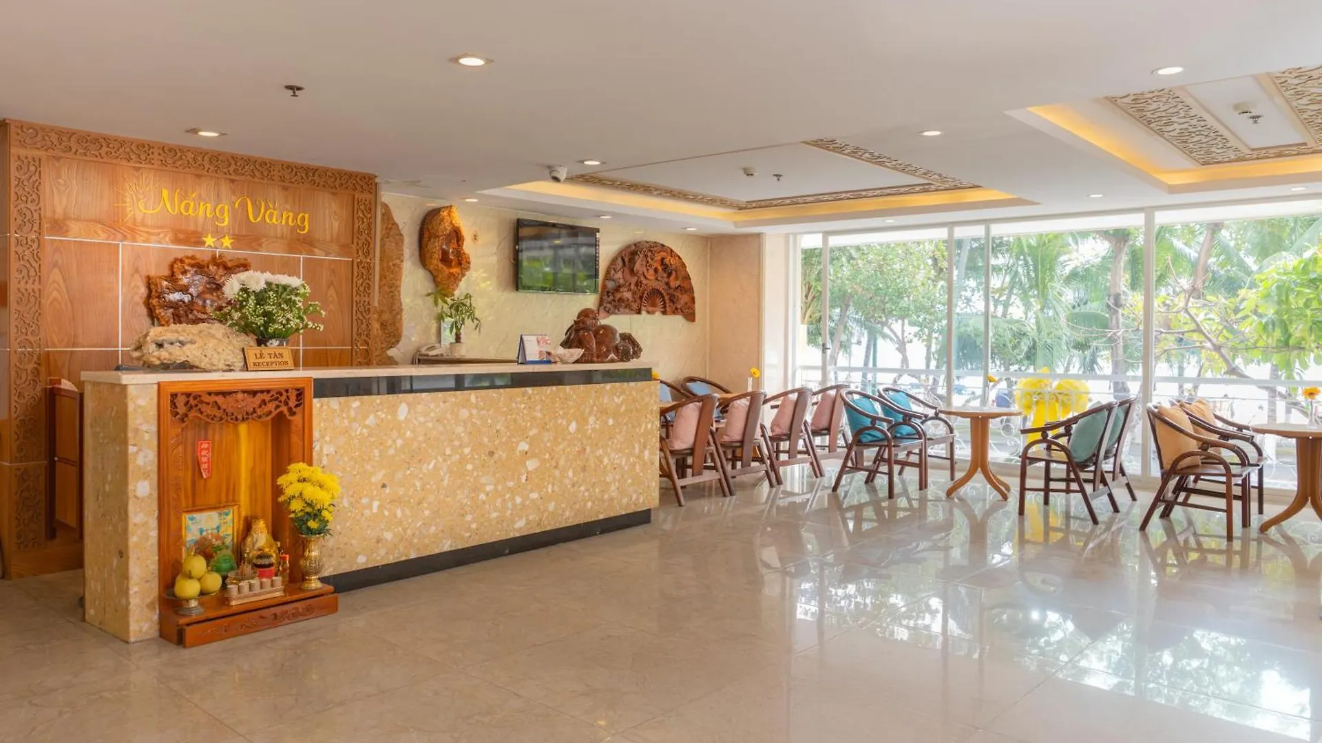 Nang Vang Hotel Nha Trang