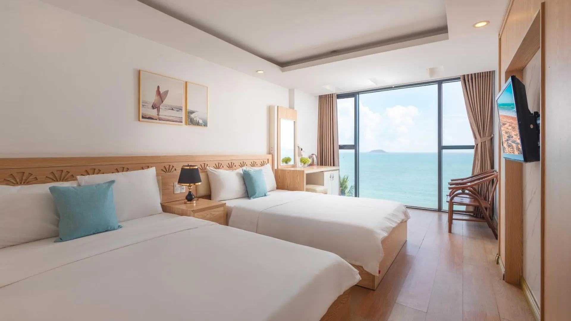 **  Nang Vang Hotel Nha Trang Vietnam